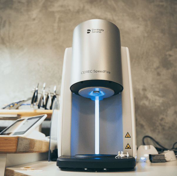 Hightech für höchste Ansprüche bei Zahnarzt Kiel - Klaas Köppe