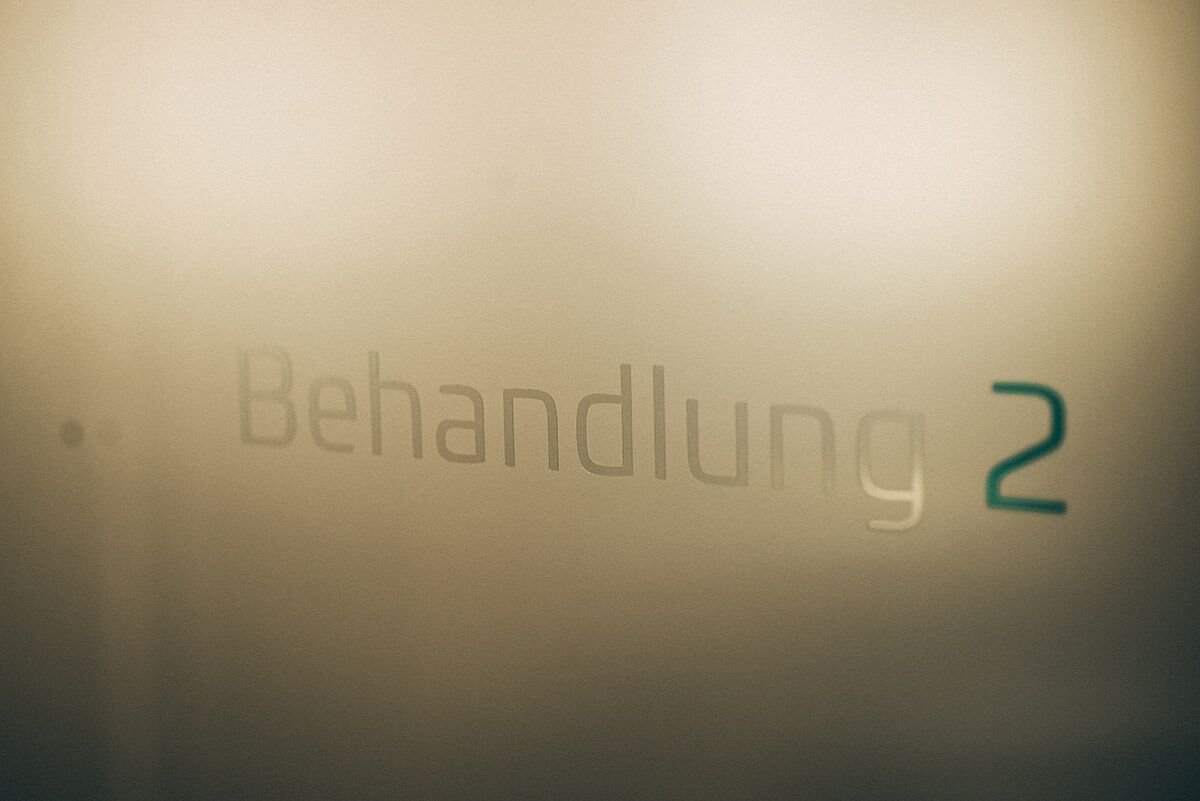 Hier geht es zur Behandlung bei Zahnarzt Kiel - Klaas Köppe