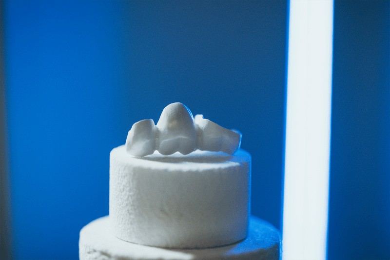 Sinterbrand eine Zirkonoxidbrücke bei Zahnarzt Kiel - Klaas Köppe